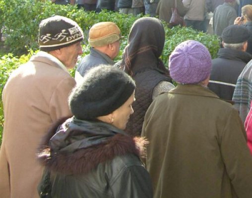 Până la urmă, cine a mărit pensiile în România? Ce zic Ponta şi un fost Ministru al Muncii